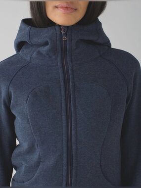Lululemon Scuba Full Zip Hoodie – Size 6 – Heathered Blue